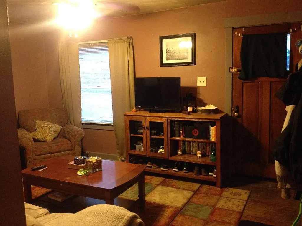 cute cottage style home for rent — Photo 3