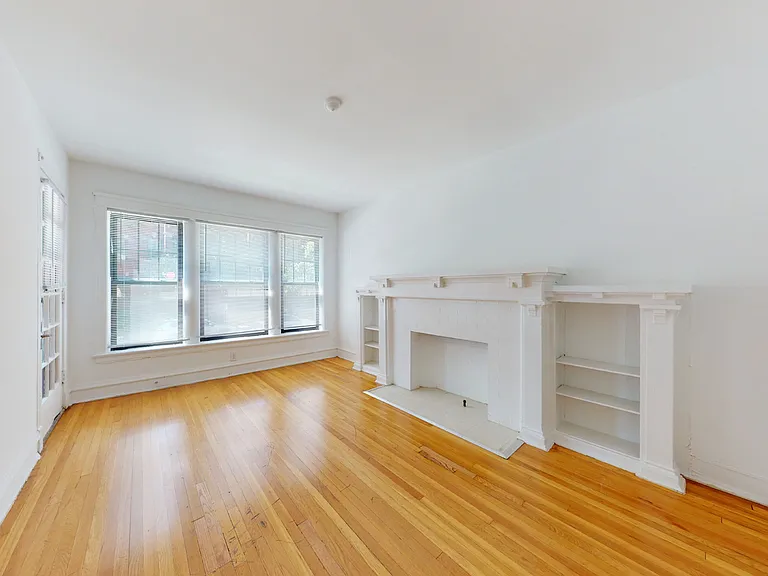 Dining/Living room