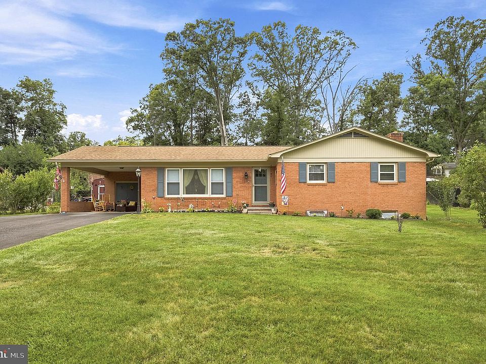 1st image of 106 Buchannan Dr