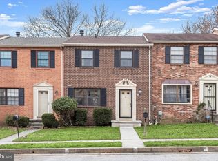 40 Badger Gate Ct, Baltimore, MD 21228