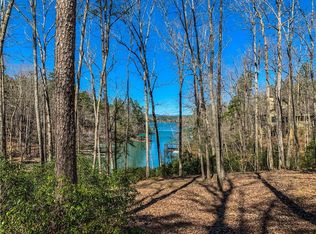 132 Big Creek Trl, Six Mile, SC 29682
