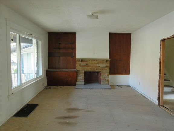 5th image of 6336 Stanton Ave