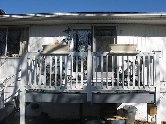 4th image of 127 Daffodil Dr