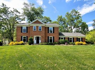 833 Woodscene Ct, Anderson Twp, OH 45230