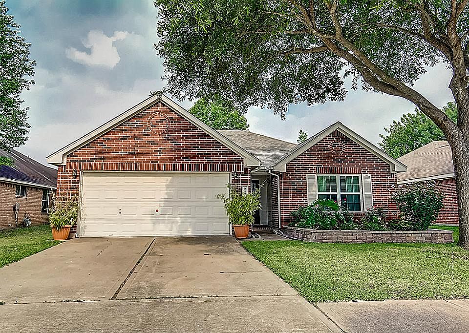 1st image of 6227 Newbury Dr