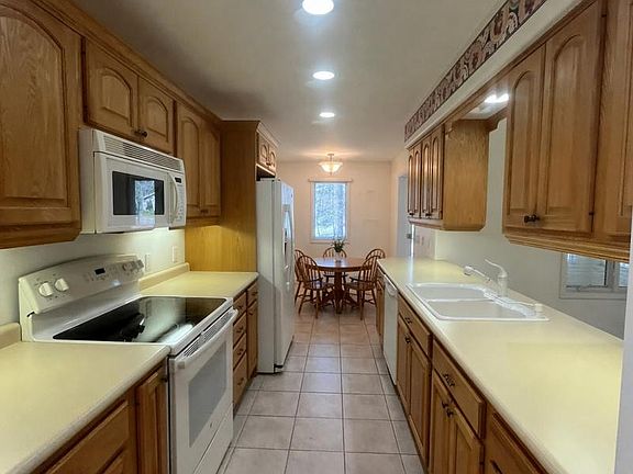 4th image of 5741 Tipperary Dr