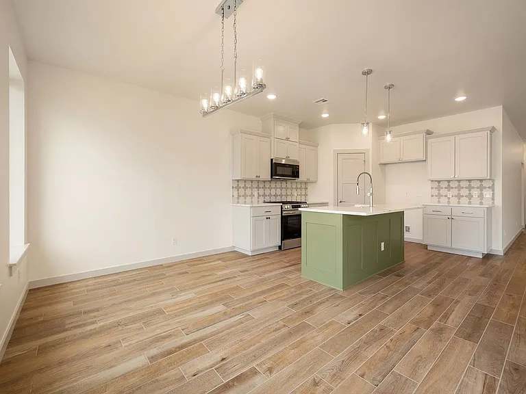 4909 Misty Wood Ln — Photo 20