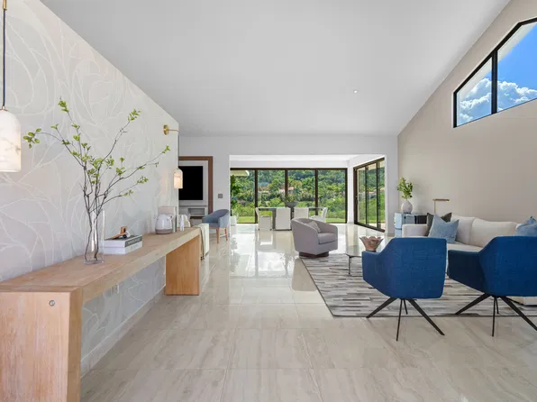 637 Corredor De Los Lagos, Dorado, PR