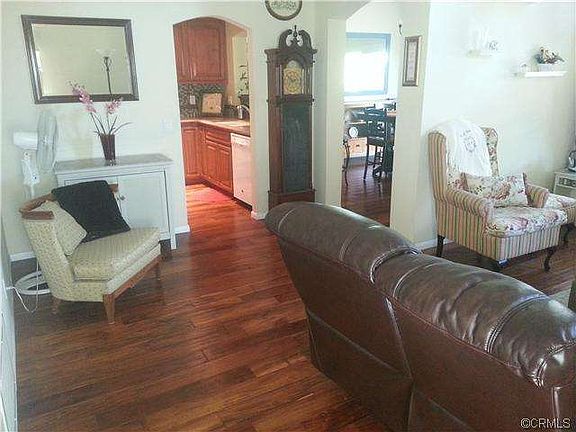 2nd image of 1066 N Howard Ave