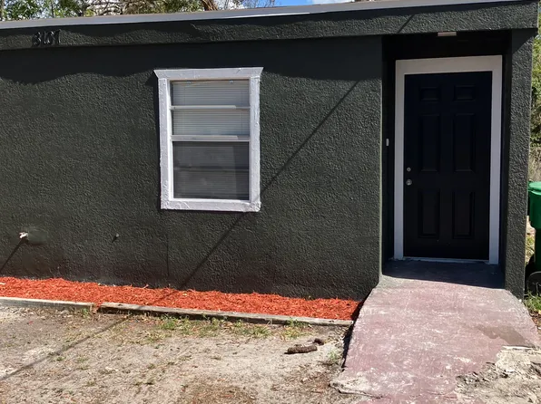 8107 N Mulberry St, Tampa, FL