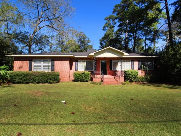 303 4th Ave SE, Cairo, GA 39828