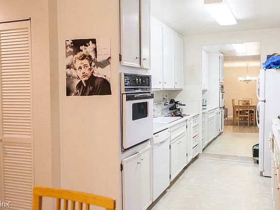 IS137qb3czg1030000000000