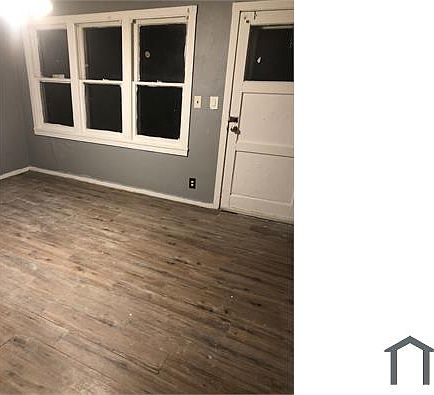 4th image of 2206 Ellsworth Ave