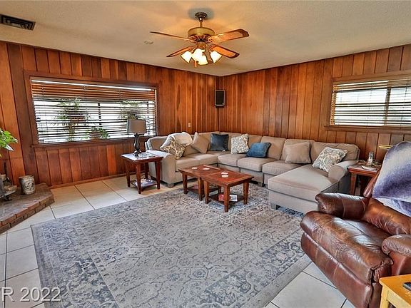 5th image of 3627 Applewood Ave