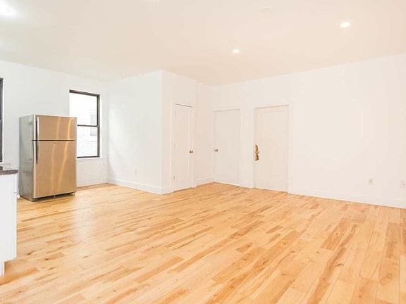 3rd image of 47-18 46th St #2