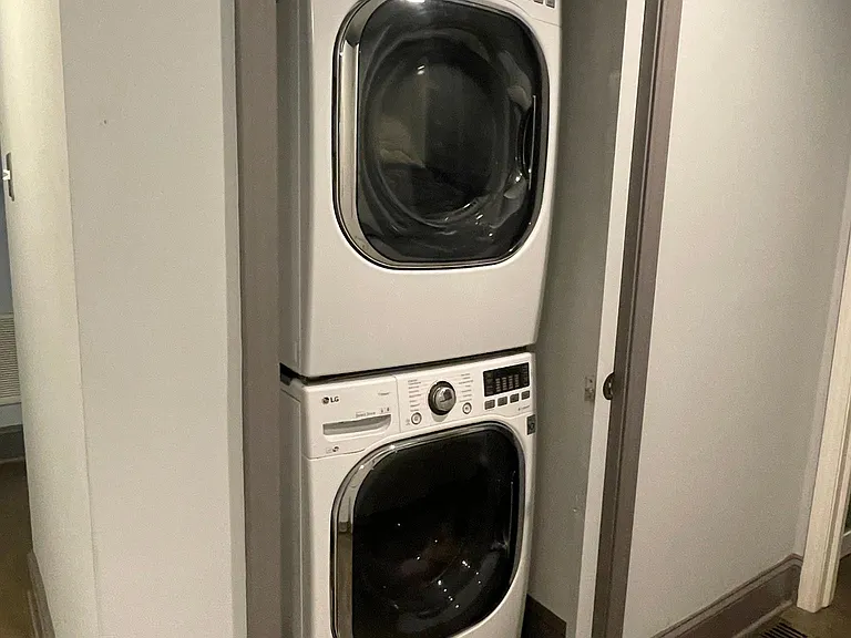 LG stackables