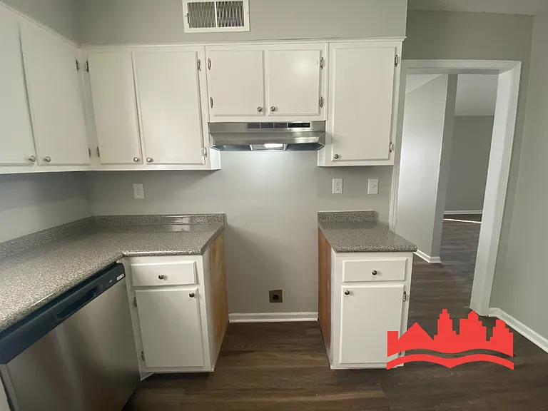 5095 Corkwood Dr — Photo 12