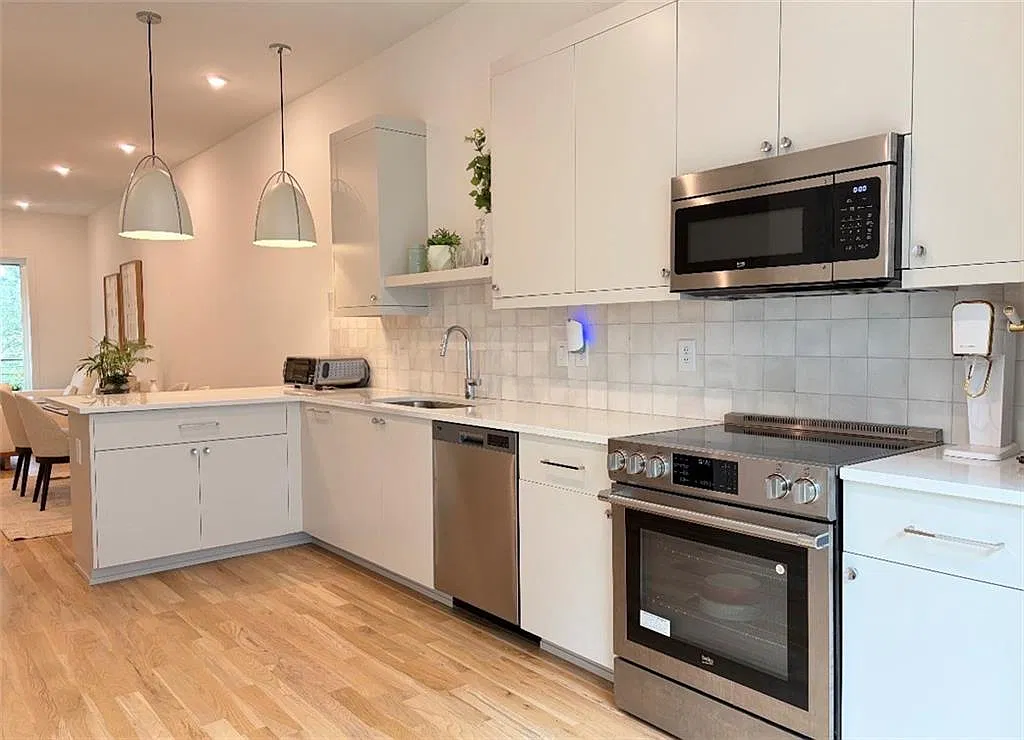2199 Lenox Rd NE — Photo 4