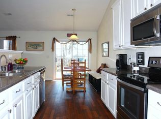 6953 Linn Dr, Roanoke, VA 24019