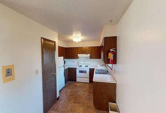 5th image of 209 N 11th St #4