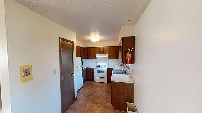 209 N 11th St #4 — Photo 5