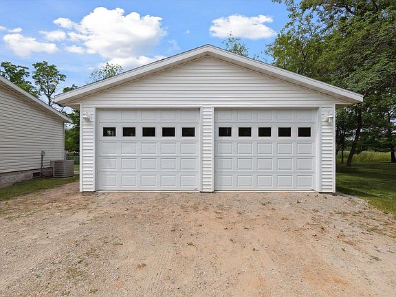 2nd image of 2401 Shore Dr