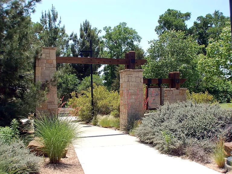 15650 Brookwood Dr — Photo 34