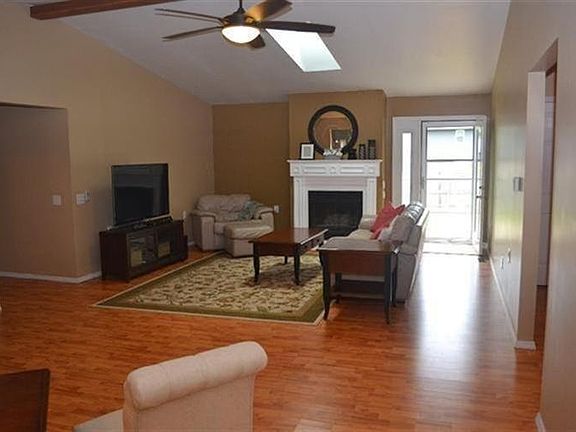 5th image of 6440 Prairie Creek Ct