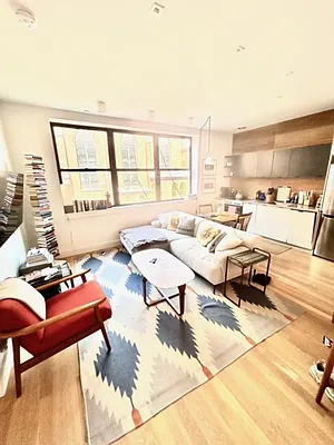 Rented by Nooklyn NYC LLC | media 7