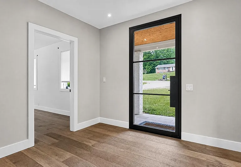 7818 Leland Rd — Photo 5