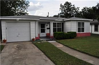 1st image of 219 Marchmont Ln
