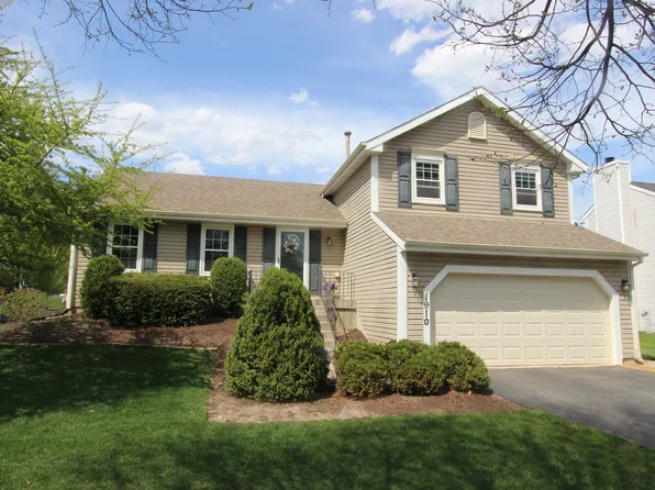 1910 Glenmoor Dr, Dundee, IL 60118