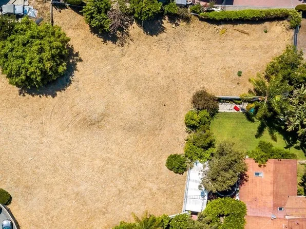 13121 Lemon Leaf Ln, Santa Ana, CA 92705