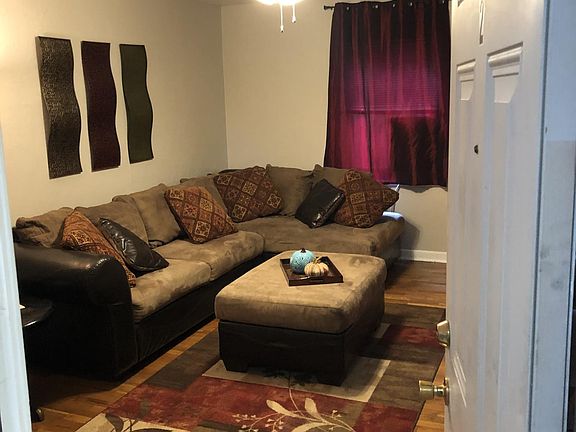 4th image of 538 Hadley Ave #2