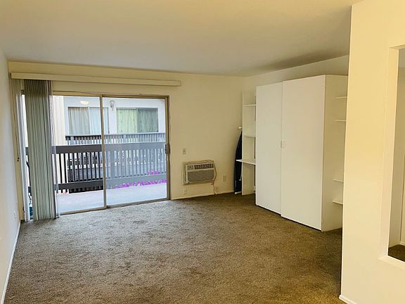 3rd image of 7978 Mission Center Ct Unit D