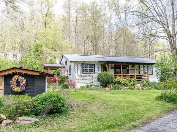 693 Riverbend Rd SW, Plainville, GA 30733