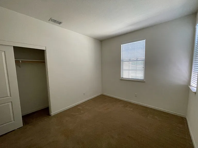 130 Barnhill Dr — Photo 9