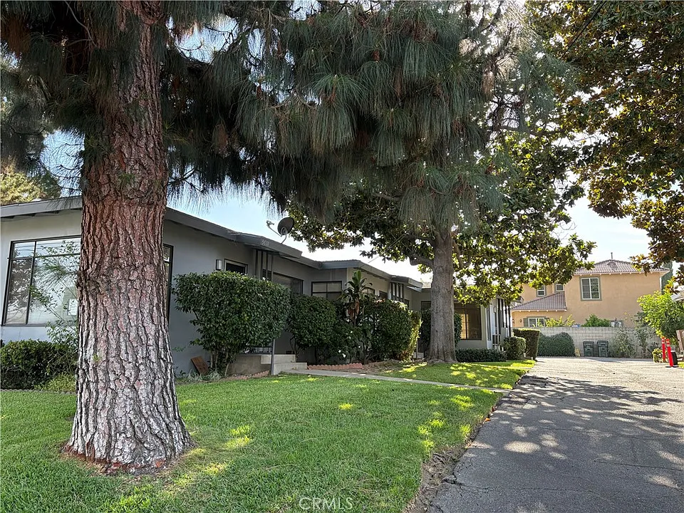 5633 Noel Dr