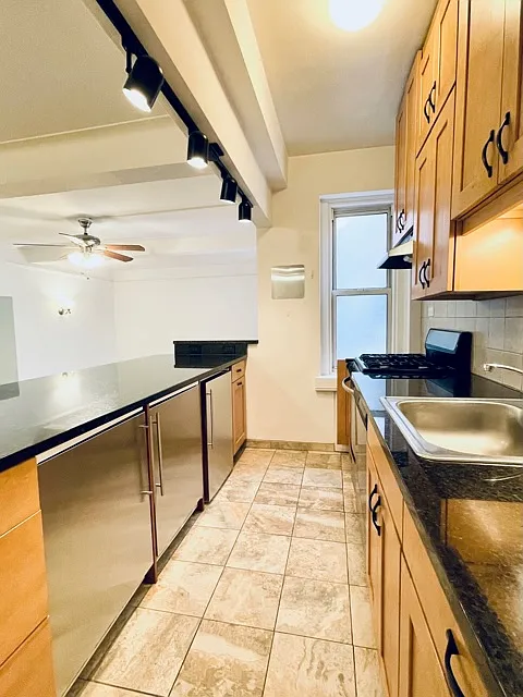 255 Cabrini Boulevard — Photo 1