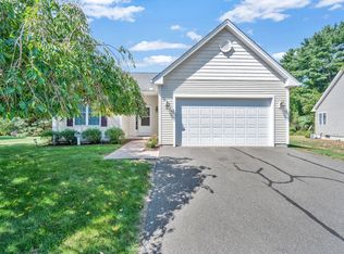 39 Quail Holw #39, Enfield, CT 06082