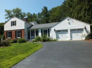 25 Colonial Vlg, Hampden, MA 01036