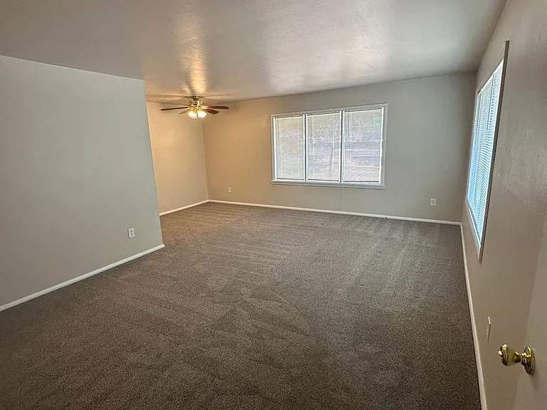 207 Lewis St LLC - 207-209 Lewis St — Photo 3