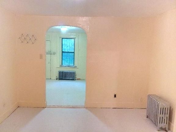 5th image of 809 Herkimer St #1