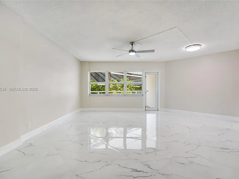 710 N Ocean Blvd #102 — Photo 2