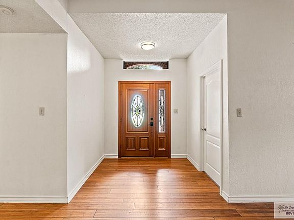4th image of 43 Papaya Cir