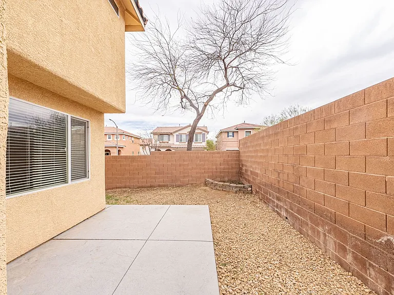 10243 Midnight Glow Ct — Photo 16