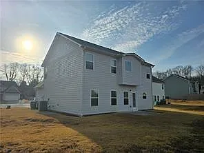 647 Skye Dr — Photo 22