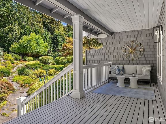 3rd image of 13221 Teem Loop Road NE