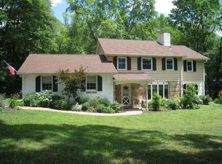 1071 Sorrel Rd, Huntingdon Valley, PA 19006