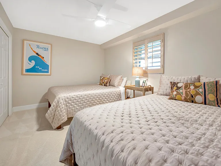 2800 Gulf Shore Blvd N #304 — Photo 25